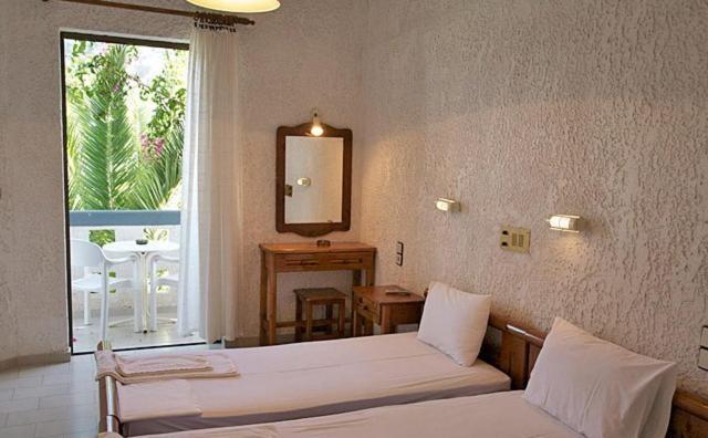 Fevro Hotel 圣加利尼 客房 照片