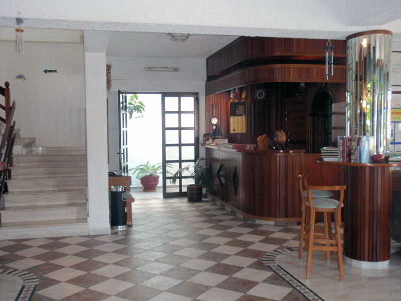 Fevro Hotel 圣加利尼 外观 照片