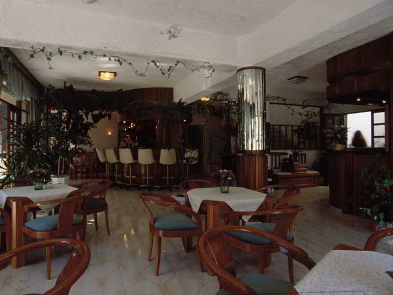 Fevro Hotel 圣加利尼 外观 照片